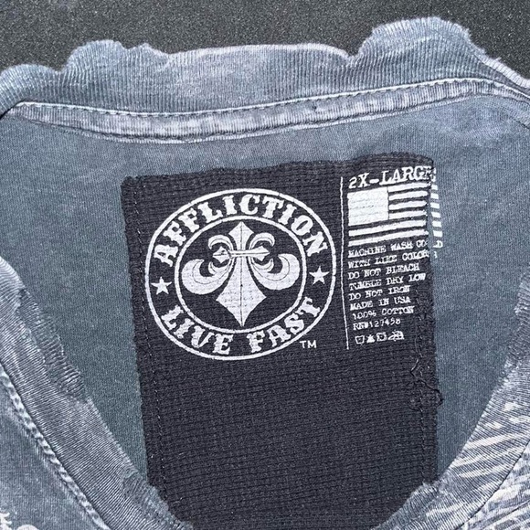 Y2K Distressed Affliction Cyber Mall Goth Studded Heavy Tee - Picture 8 of 8